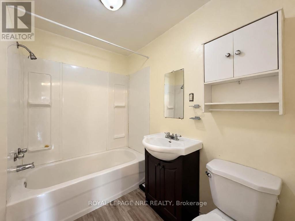 255 Jarvis Street, Fort Erie, Ontario  L2A 2S7 - Photo 32 - X14085676
