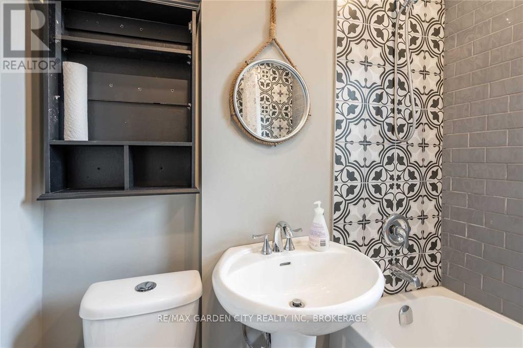 96 Beechwood Avenue, Hamilton, Ontario  L8L 2S6 - Photo 23 - X14088044
