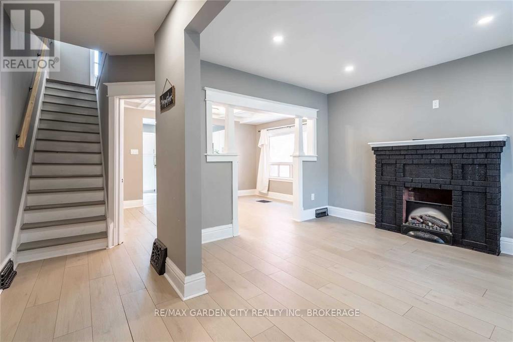 96 Beechwood Avenue, Hamilton, Ontario  L8L 2S6 - Photo 4 - X14088044