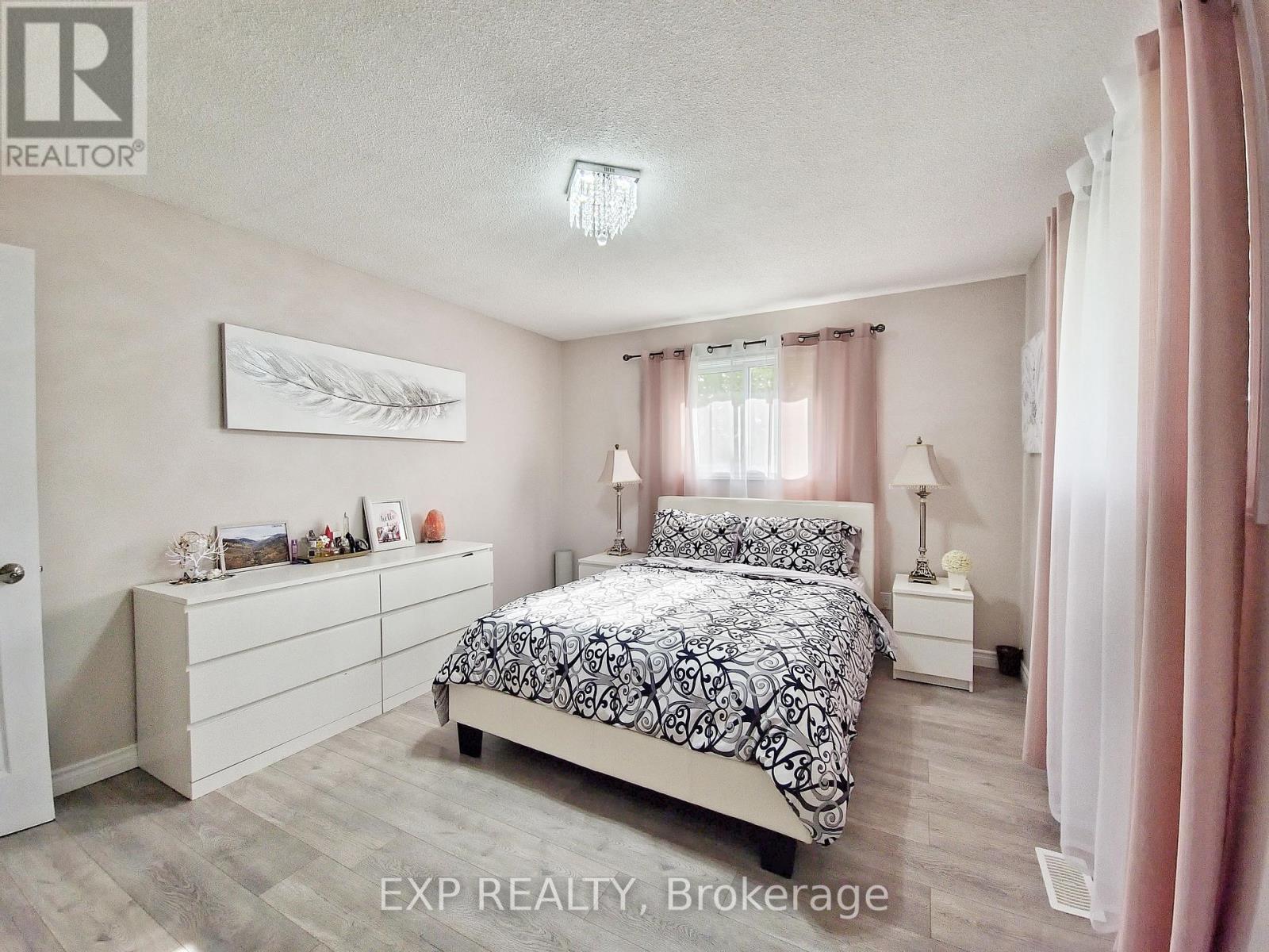 3460 Garner Road, Niagara Falls, Ontario  L2H 0S3 - Photo 17 - X14088442
