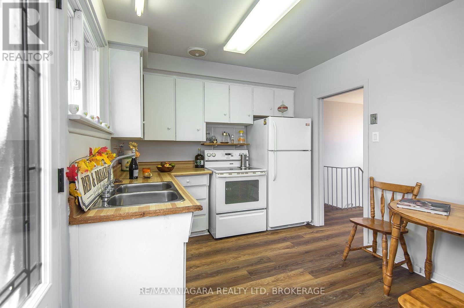 10 First Avenue, Port Colborne, Ontario  L3K 5N4 - Photo 12 - X14089112