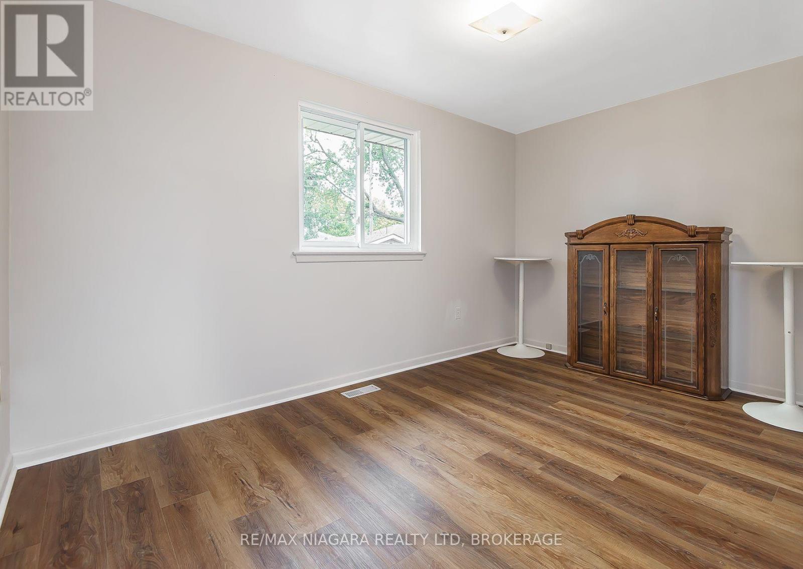 10 First Avenue, Port Colborne, Ontario  L3K 5N4 - Photo 21 - X14089112