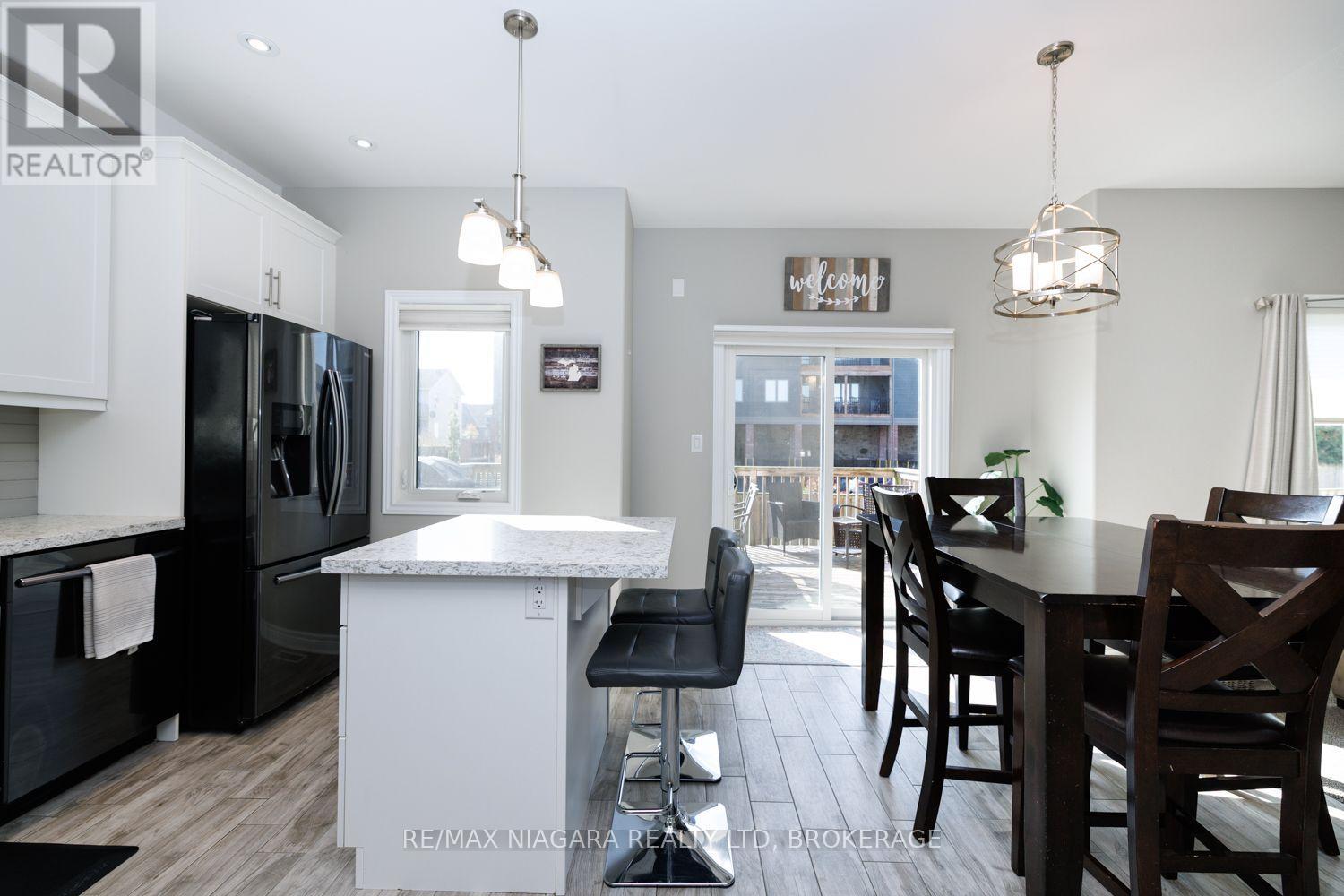 6 Bergenstein Crescent, Pelham, Ontario  L3E 0A3 - Photo 11 - X14089312