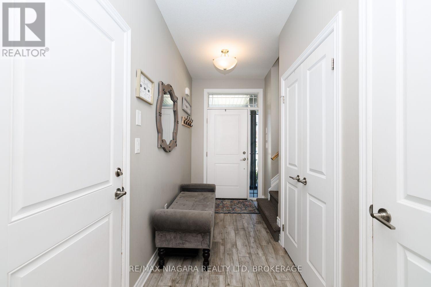 6 Bergenstein Crescent, Pelham, Ontario  L3E 0A3 - Photo 7 - X14089312