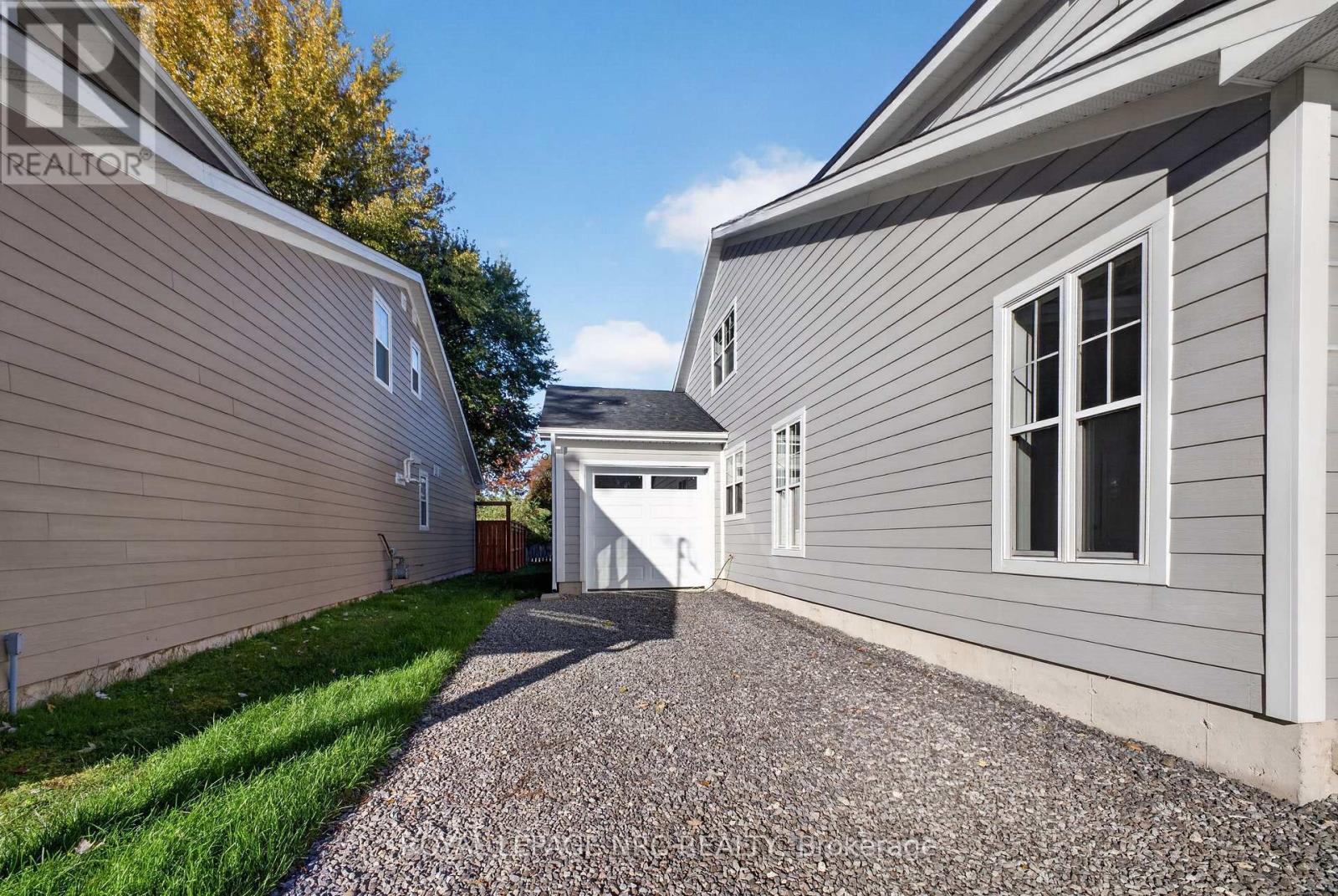 339 Lakewood Avenue, Fort Erie, Ontario  L0S 1B0 - Photo 28 - X14090022