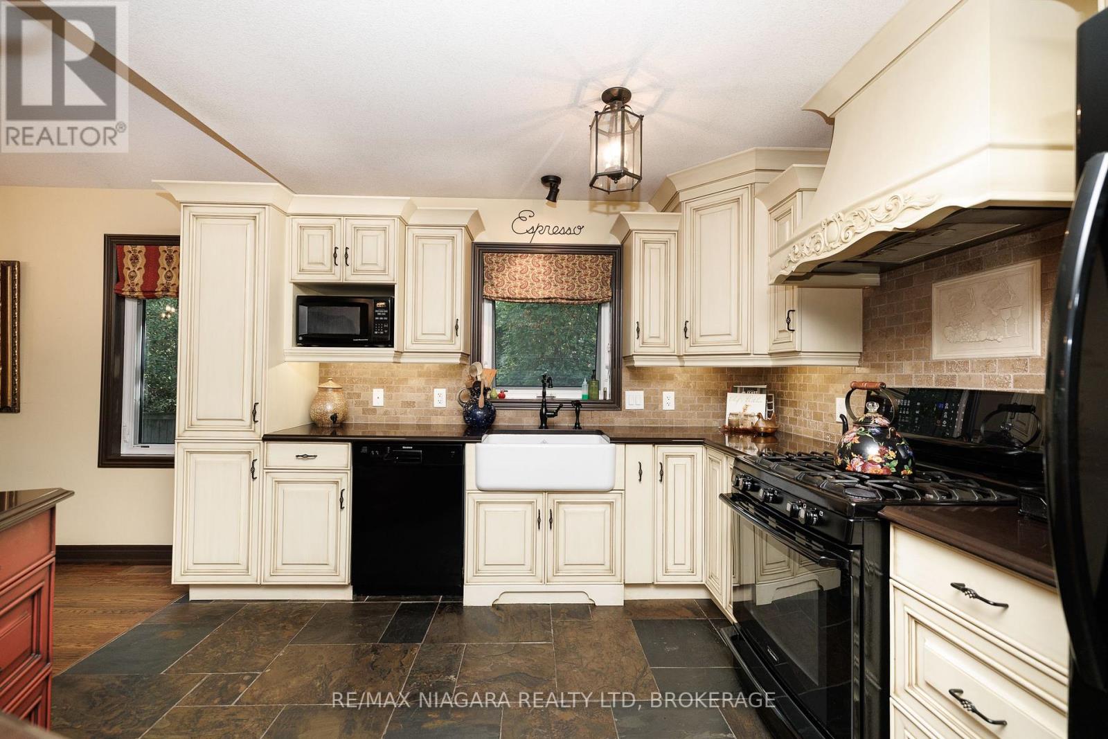 10 - 310 Ridge Road S, Fort Erie, Ontario  L0S 1N0 - Photo 24 - X14090050