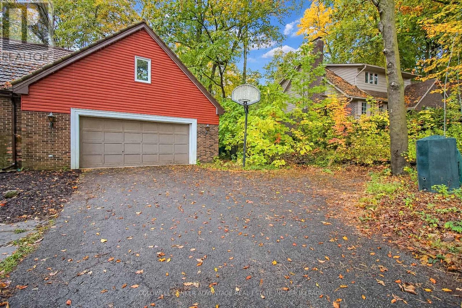 62 Stella Street, Pelham, Ontario  L3E 0T8 - Photo 4 - X14090084