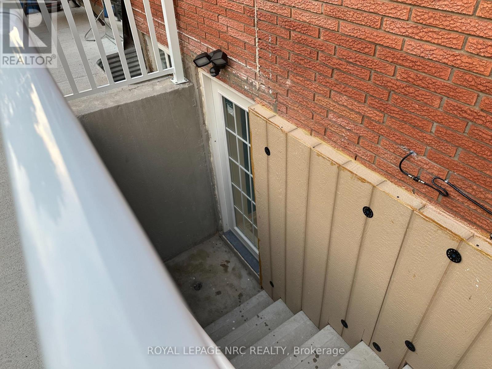 Lower - 35 O'mara Drive, St. Catharines, Ontario  L2M 1V3 - Photo 5 - X14090856