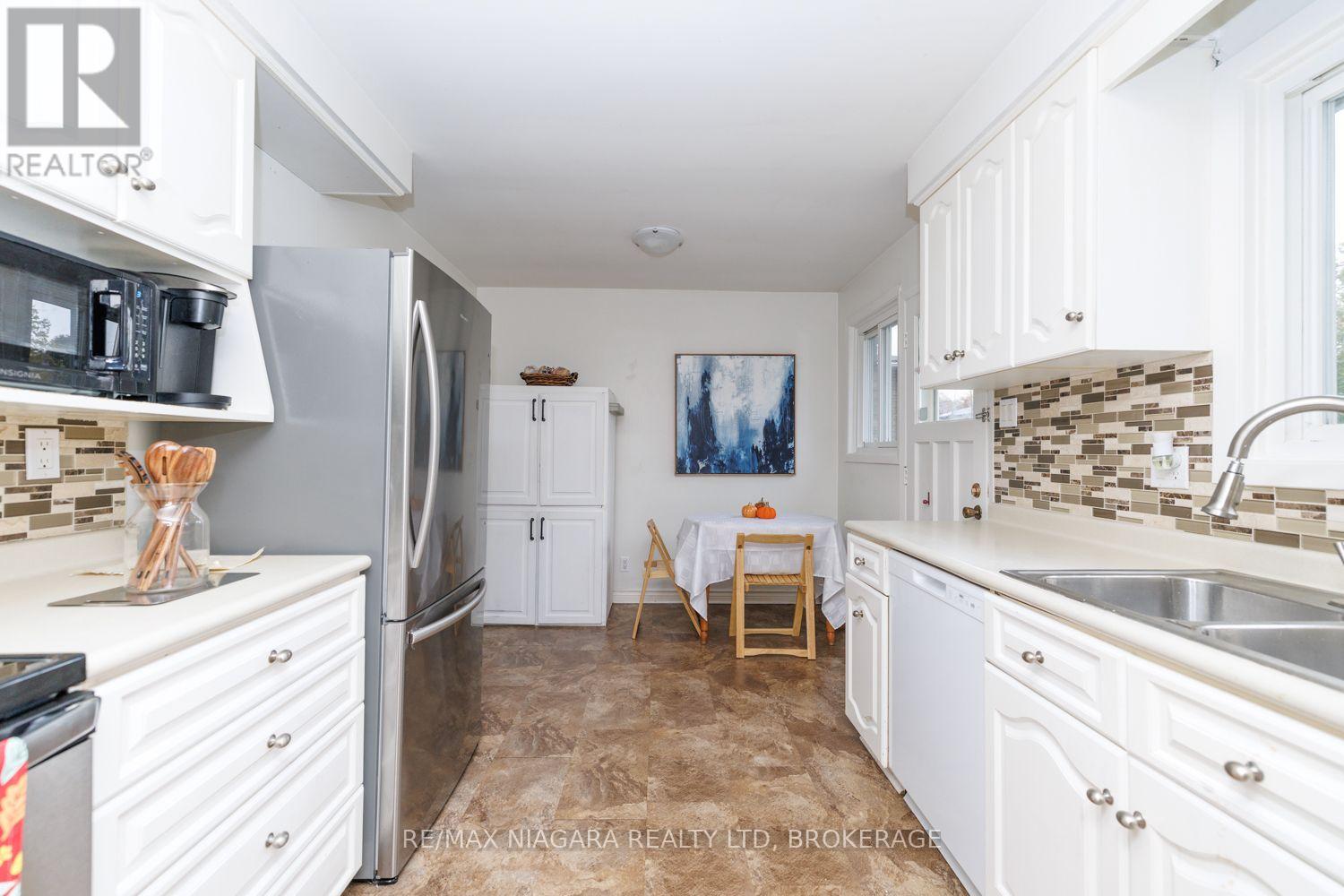3360 Baker Crescent, Niagara Falls, Ontario  L2J 3L9 - Photo 10 - X14091150
