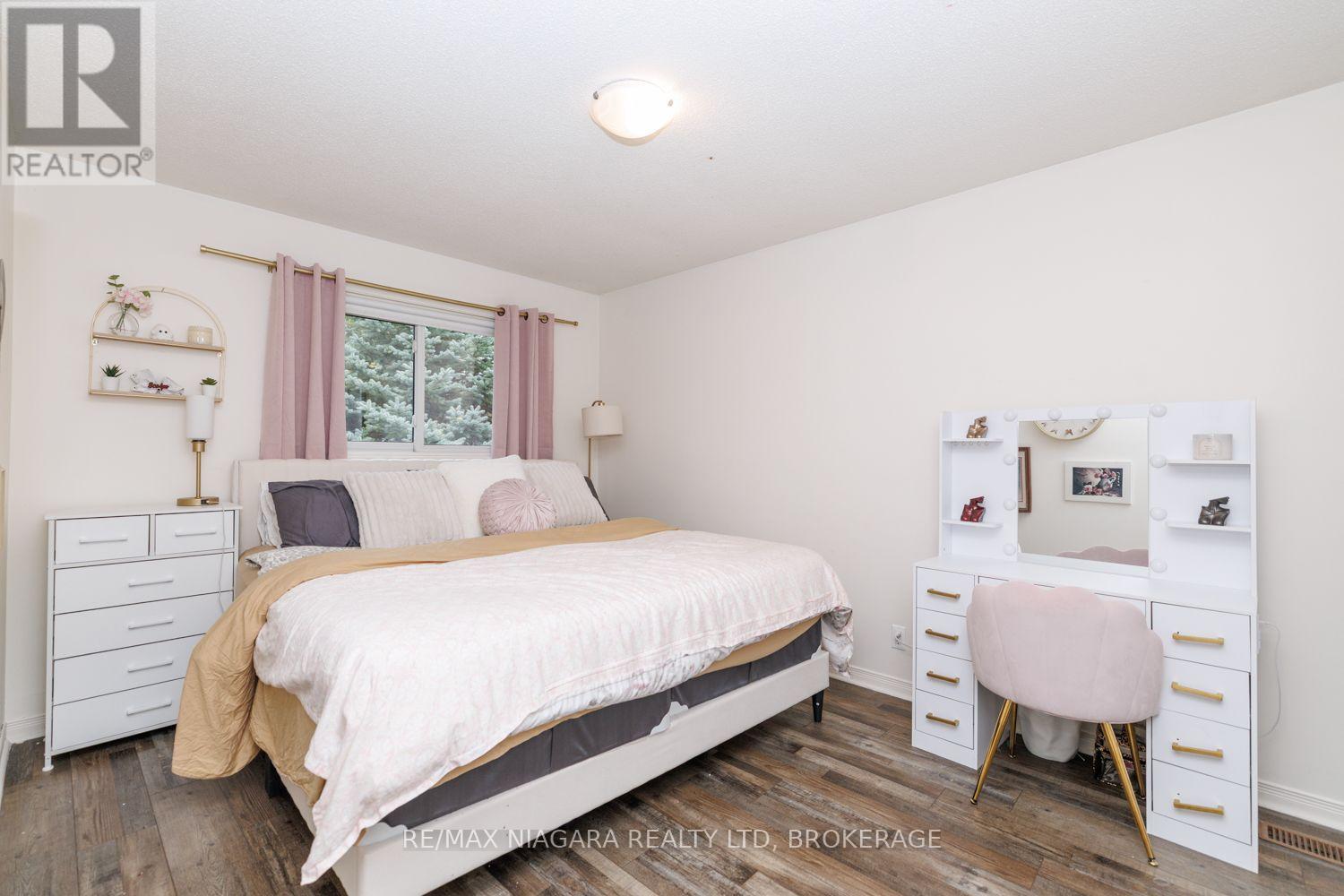 3360 Baker Crescent, Niagara Falls, Ontario  L2J 3L9 - Photo 12 - X14091150