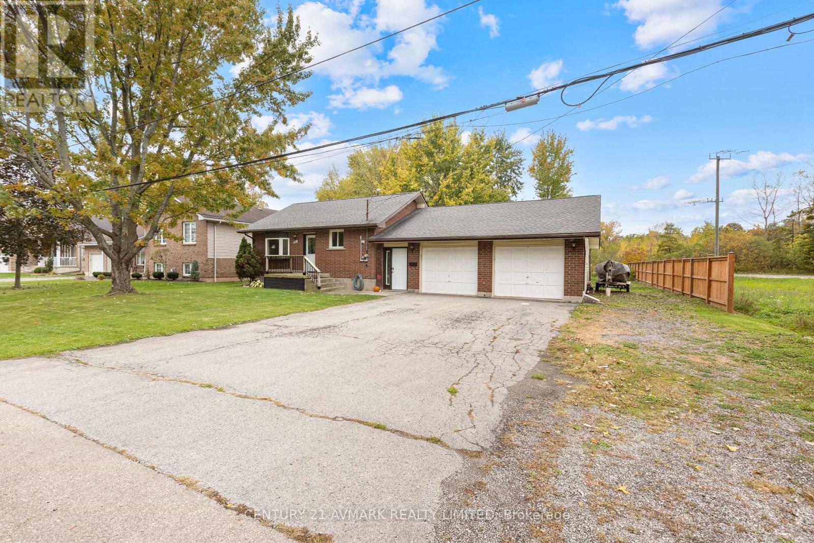 451 Argyle Road, Fort Erie, Ontario  L2A 4K9 - Photo 4 - X14092376