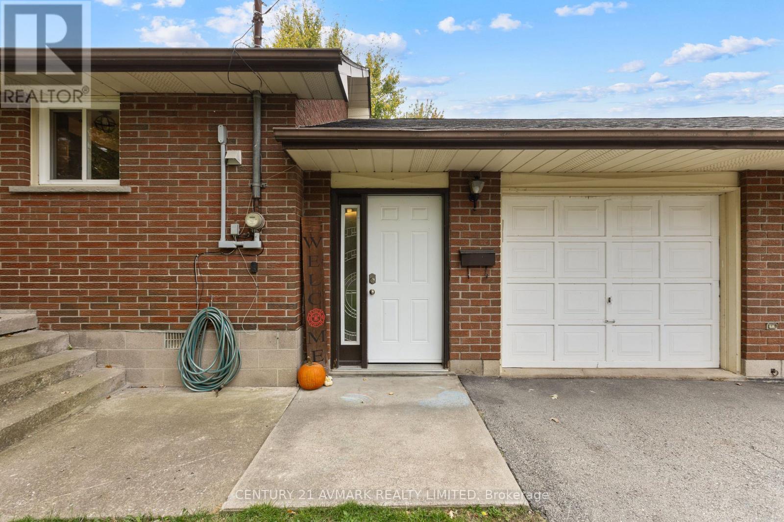 451 Argyle Road, Fort Erie, Ontario  L2A 4K9 - Photo 5 - X14092376