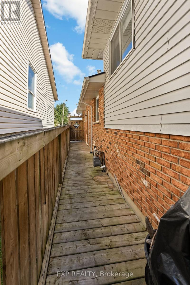124 St Augustine Drive, St. Catharines, Ontario  L2P 3W9 - Photo 25 - X14092424