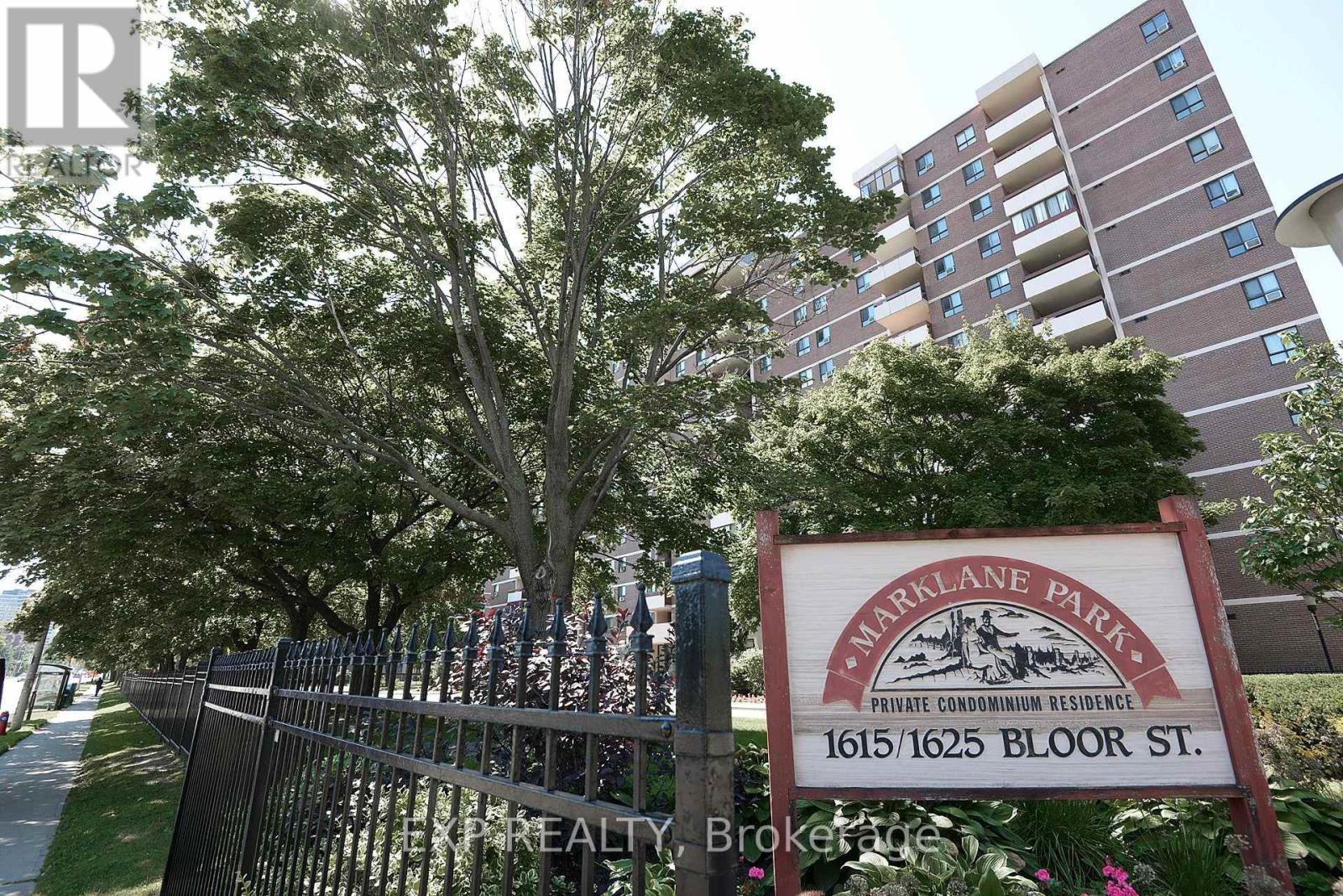 718 - 1625 Bloor Street, Mississauga, Ontario  L4X 1S3 - Photo 3 - W14092796