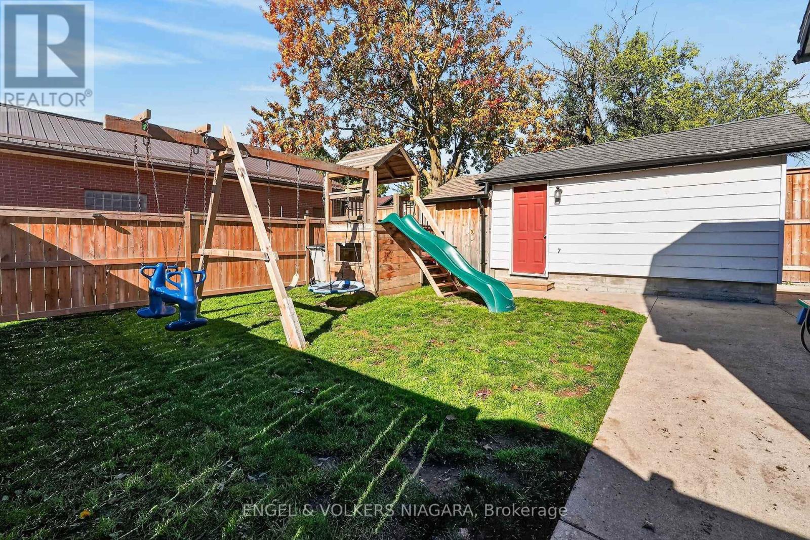 13 Frederick Avenue, Bluewater, Ontario  N0M 2T0 - Photo 34 - X14092712