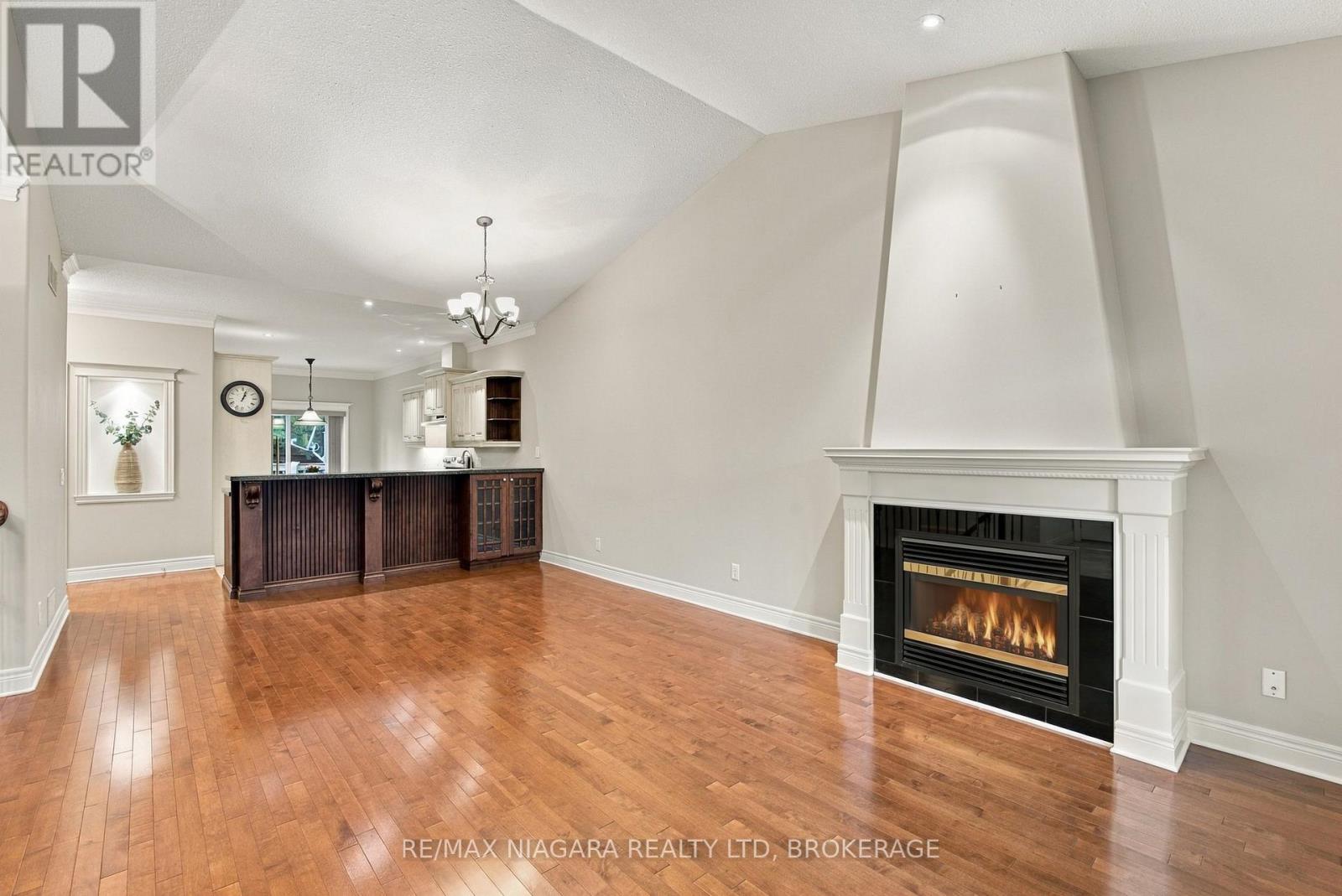 17 - 92 Loretta Drive, Niagara-On-The-Lake, Ontario  L0S 1T0 - Photo 9 - X14092902