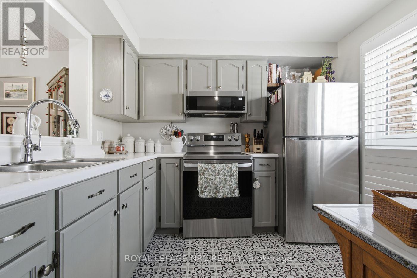97 - 6767 Thorold Stone Road, Niagara Falls, Ontario  L2J 3W9 - Photo 4 - X14093344
