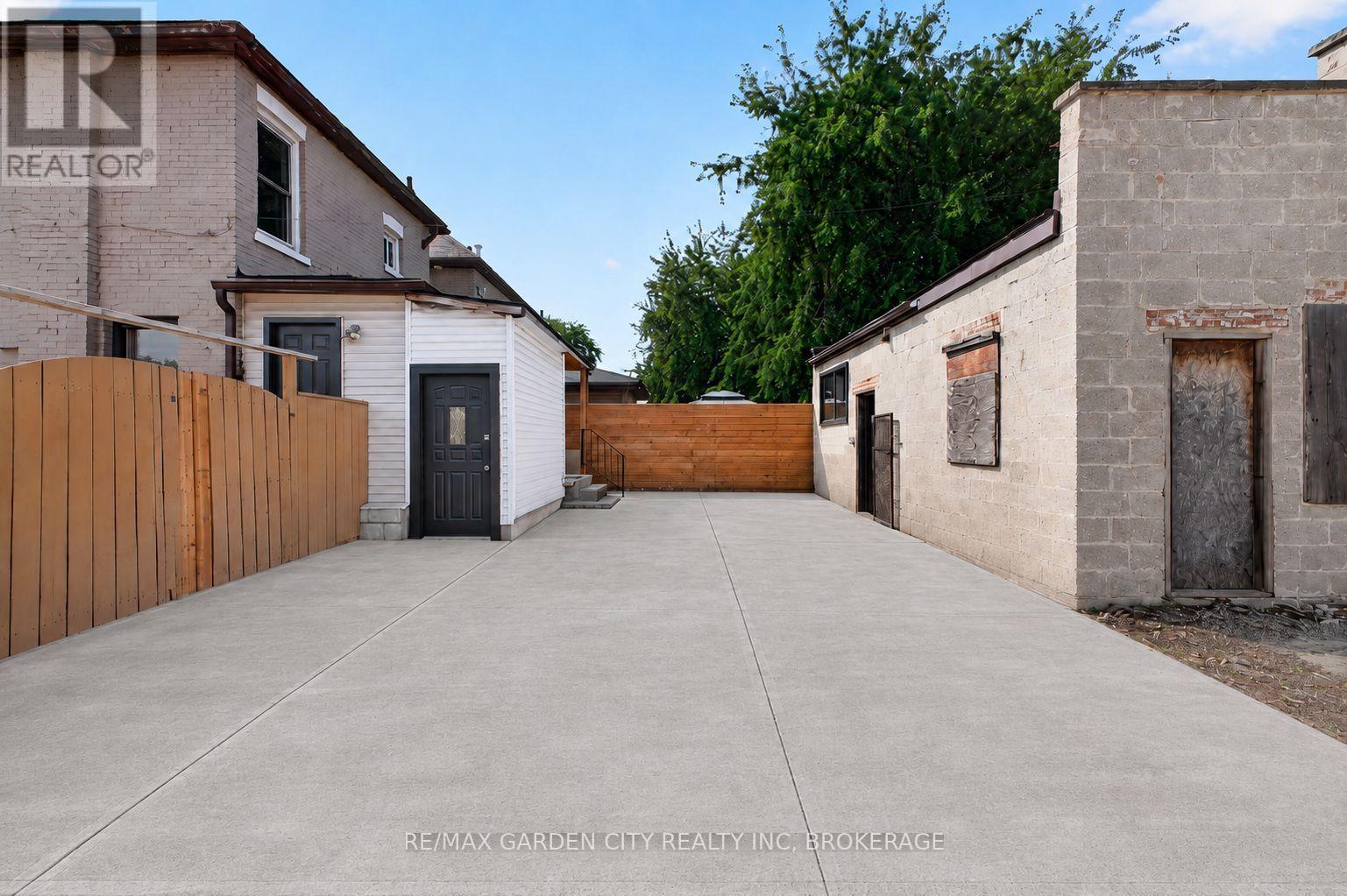 75 Keith Street, Hamilton, Ontario  L8L 3S2 - Photo 5 - X14093700