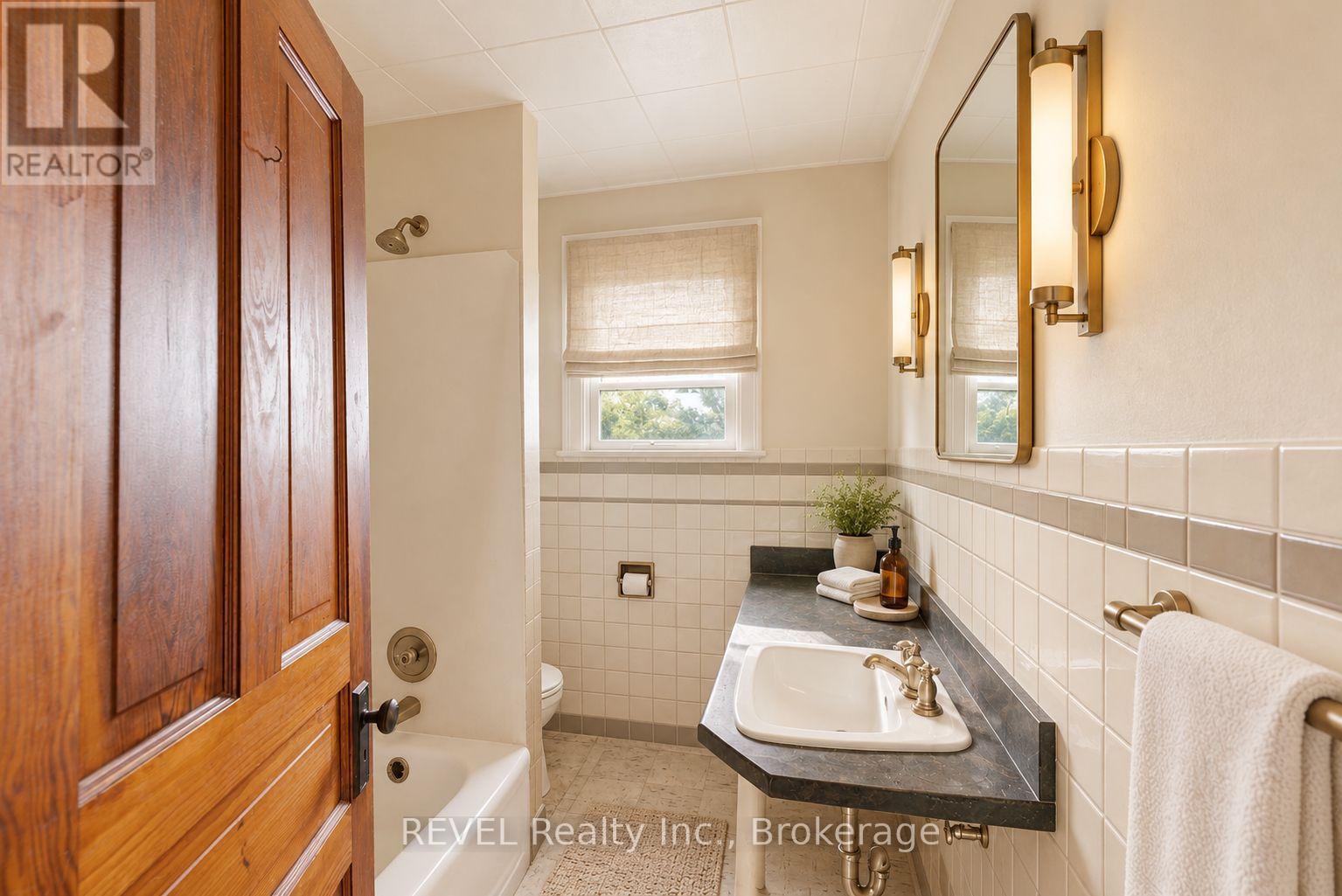 63 Carleton Street S, Thorold, Ontario  L2V 1Z9 - Photo 38 - X14093934