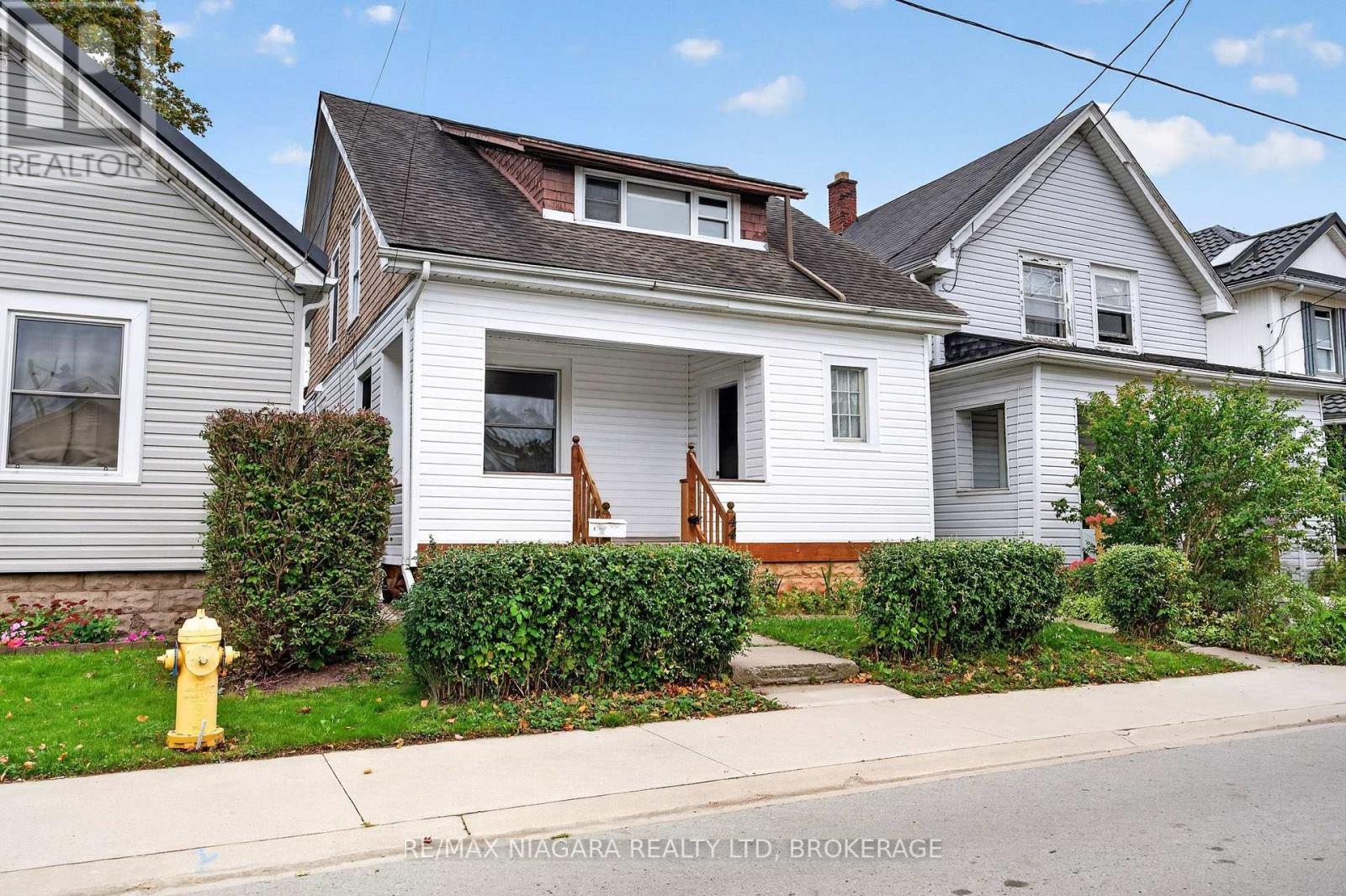 44 LOWELL AVENUE, St. Catharines, Ontario