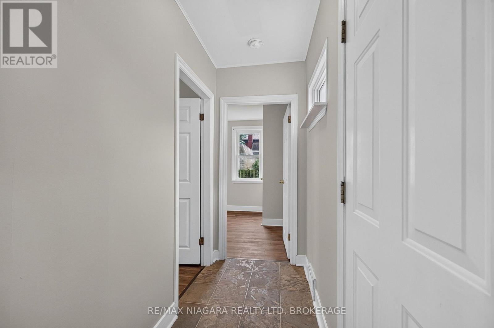 44 Lowell Avenue, St. Catharines, Ontario  L2R 2E1 - Photo 12 - X14094072