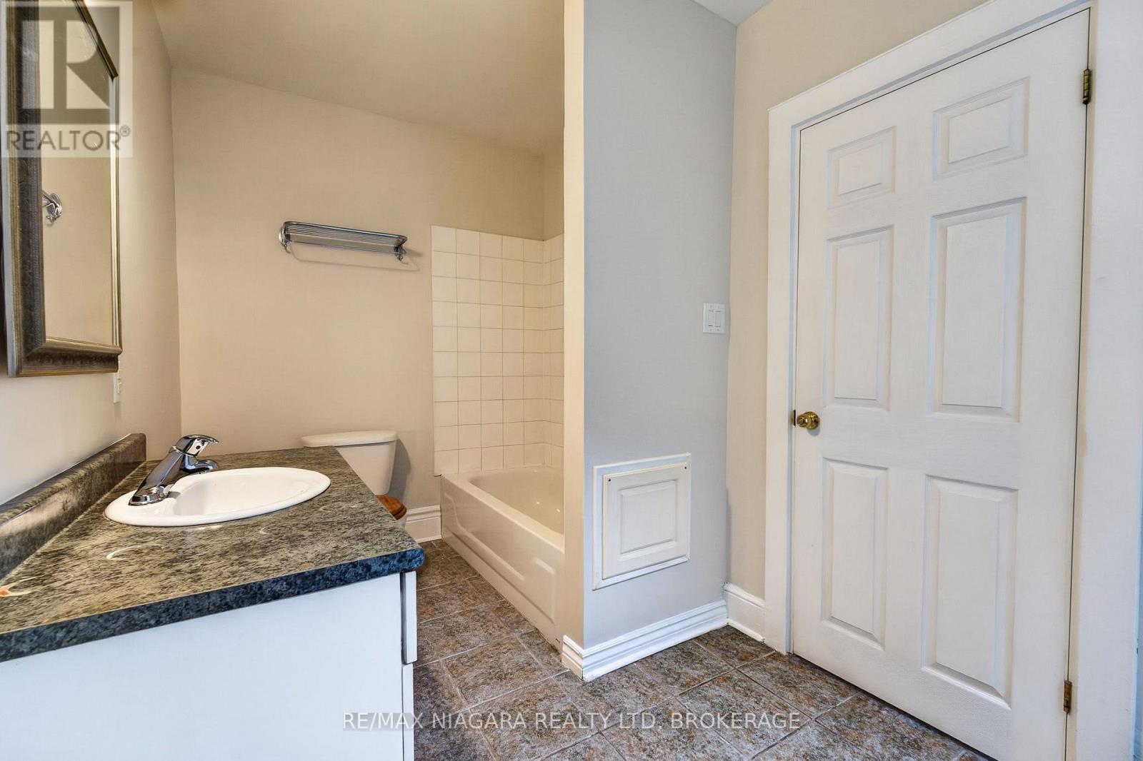 44 Lowell Avenue, St. Catharines, Ontario  L2R 2E1 - Photo 19 - X14094072
