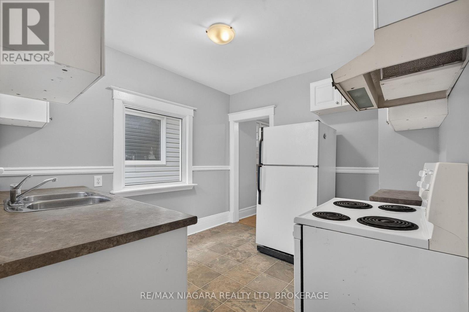 44 Lowell Avenue, St. Catharines, Ontario  L2R 2E1 - Photo 21 - X14094072
