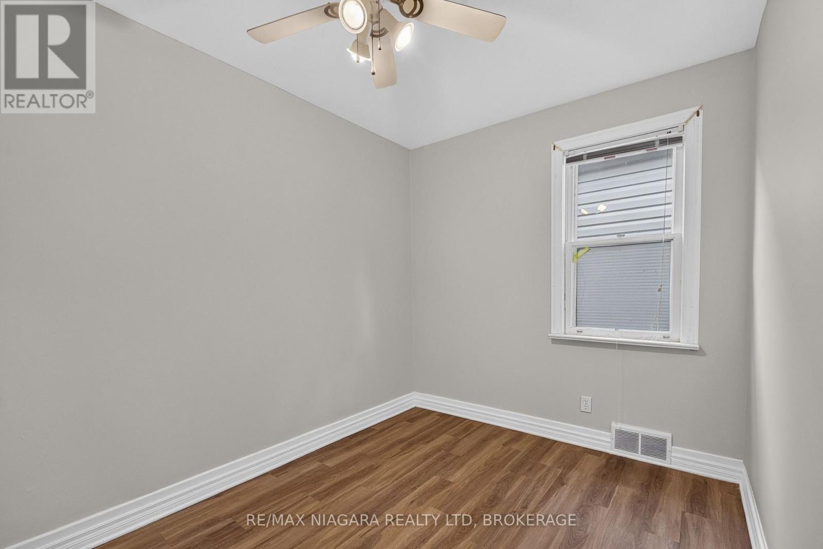 44 Lowell Avenue, St. Catharines, Ontario  L2R 2E1 - Photo 23 - X14094072