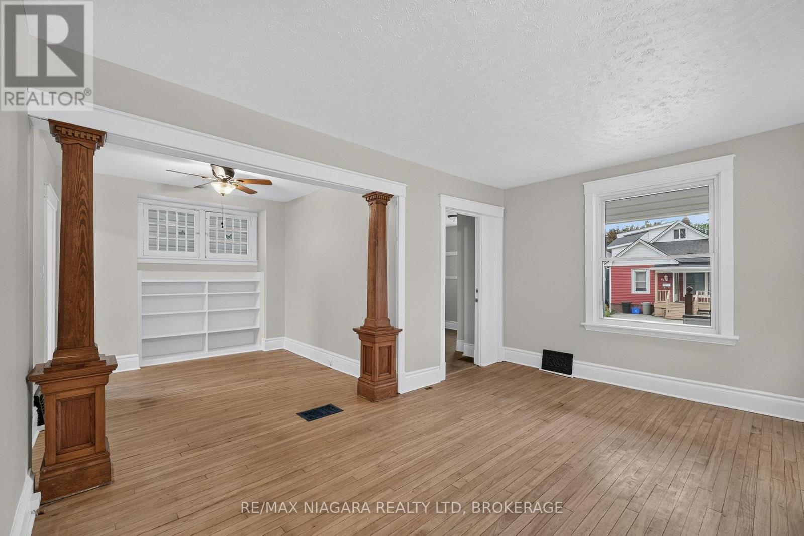 44 Lowell Avenue, St. Catharines, Ontario  L2R 2E1 - Photo 12 - X14094084