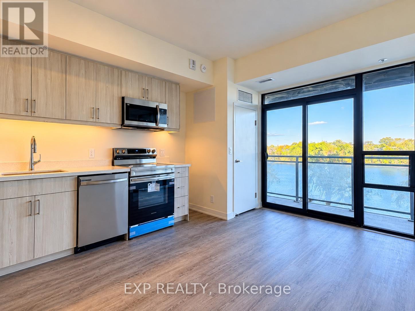 226 - 350 Prince Charles Drive S, Welland, Ontario  L3C 5A6 - Photo 15 - X14095886
