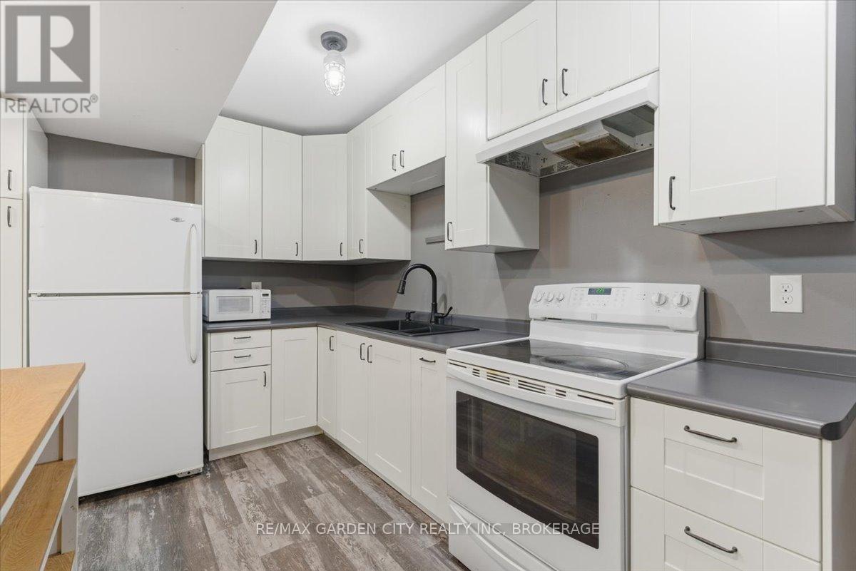 4 Fox Trail Drive, St. Catharines, Ontario  L2S 3T7 - Photo 20 - X14096496