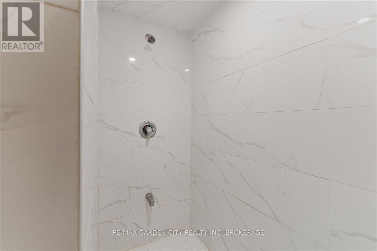 4 Fox Trail Drive, St. Catharines, Ontario  L2S 3T7 - Photo 25 - X14096496