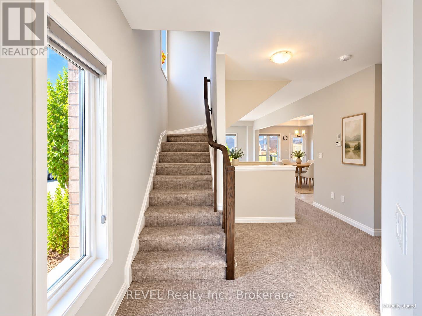 71 #upper - 4552 Portage Road, Niagara Falls, Ontario  L2E 6A8 - Photo 4 - X14096856