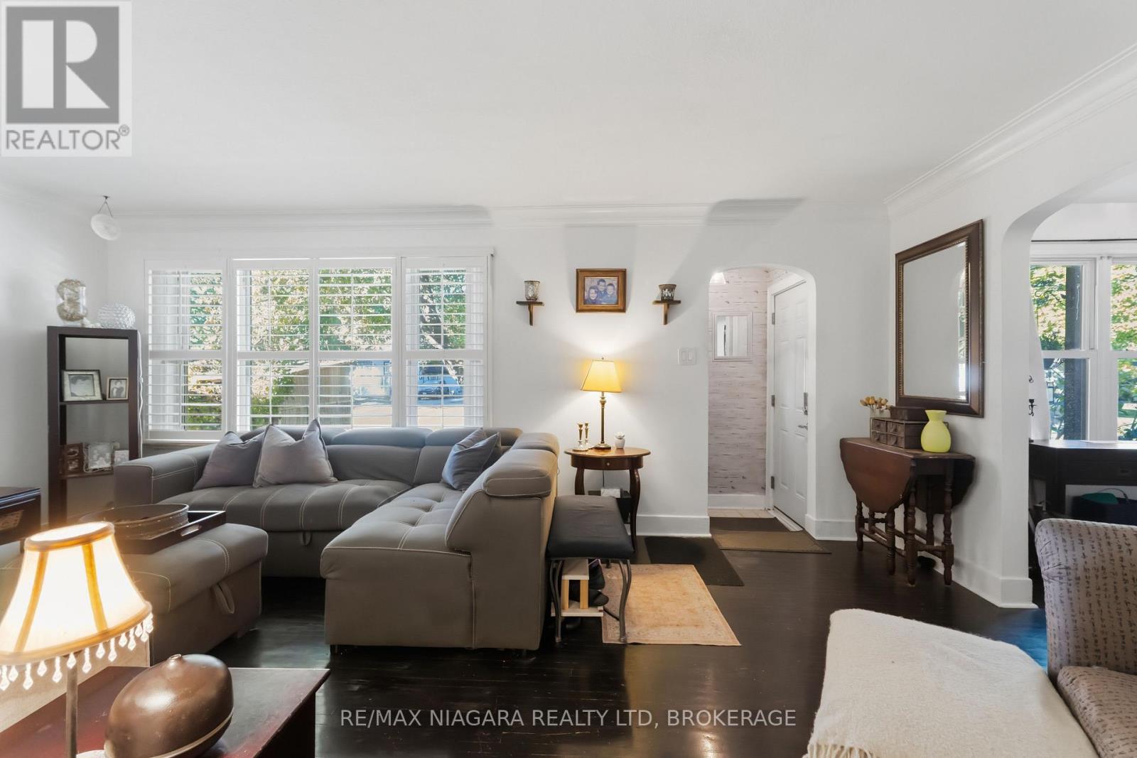 4 WALKER AVENUE, St. Catharines, Ontario