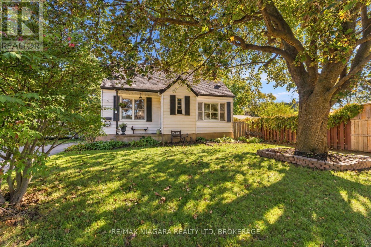 4 Walker Avenue, St. Catharines, Ontario  L2N 3L6 - Photo 4 - X14099266