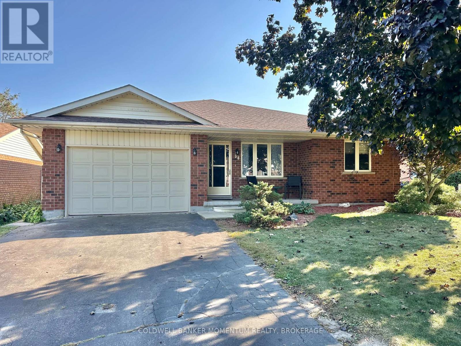 38 MANN AVENUE, Norfolk, Ontario