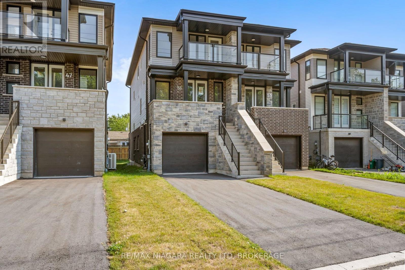 51 SUPERIOR STREET, Welland, Ontario