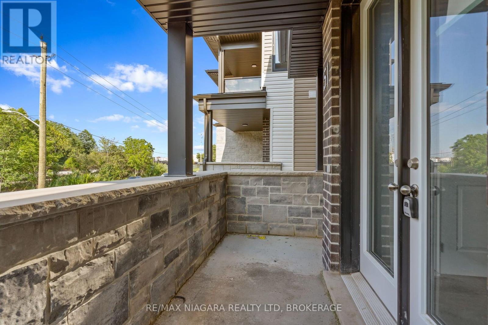51 Superior Street, Welland, Ontario  L3B 3G3 - Photo 3 - X14101210