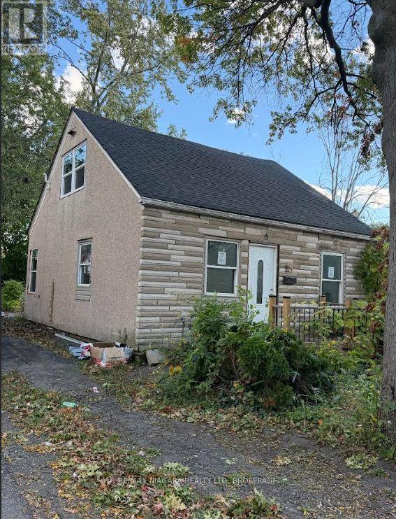 25 DOVER COURT, Welland, Ontario