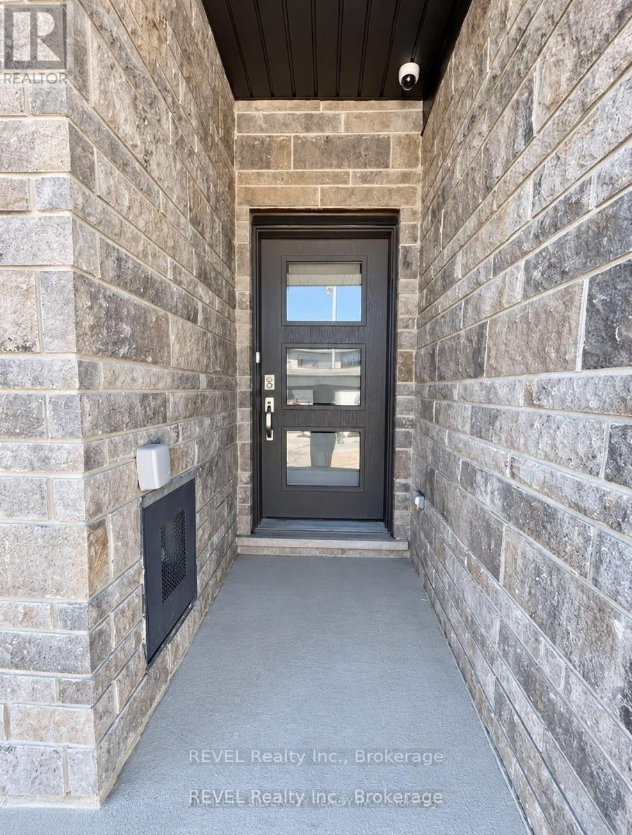 7397 Matteo Drive, Niagara Falls, Ontario  L2H 3T3 - Photo 3 - X14101700