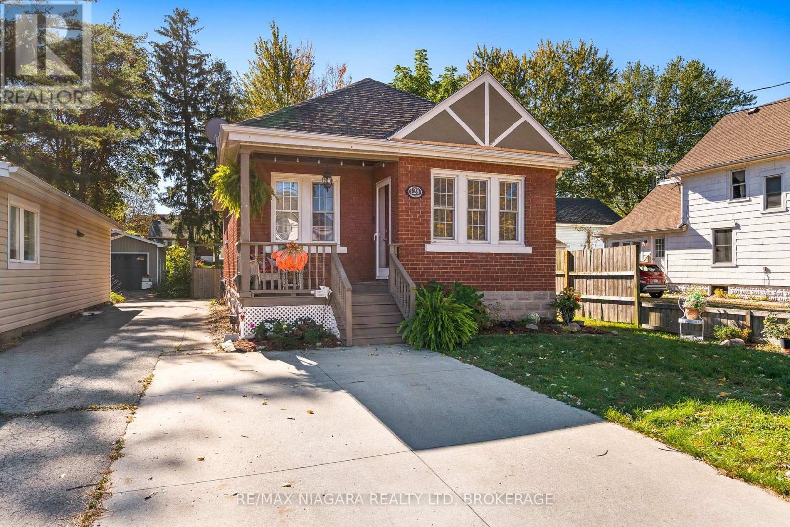 128 ADELAIDE STREET, Port Colborne, Ontario
