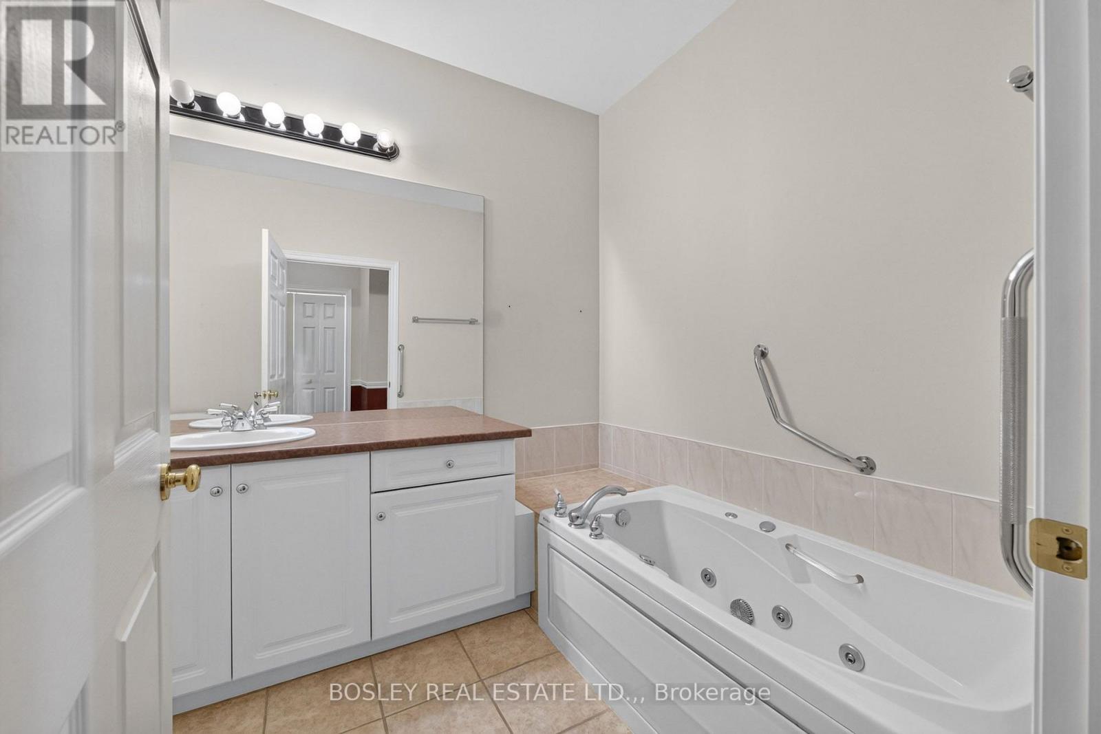 12 - 58 Glendale Avenue, St. Catharines, Ontario  L2T 2J3 - Photo 20 - X14102088