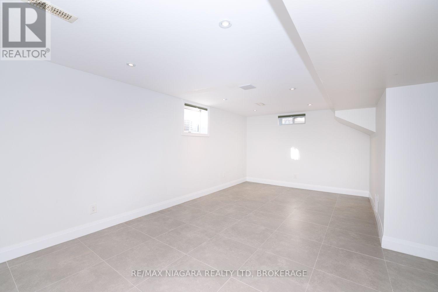 6 Broadmore Avenue, St. Catharines, Ontario  L2M 6A5 - Photo 20 - X14102282