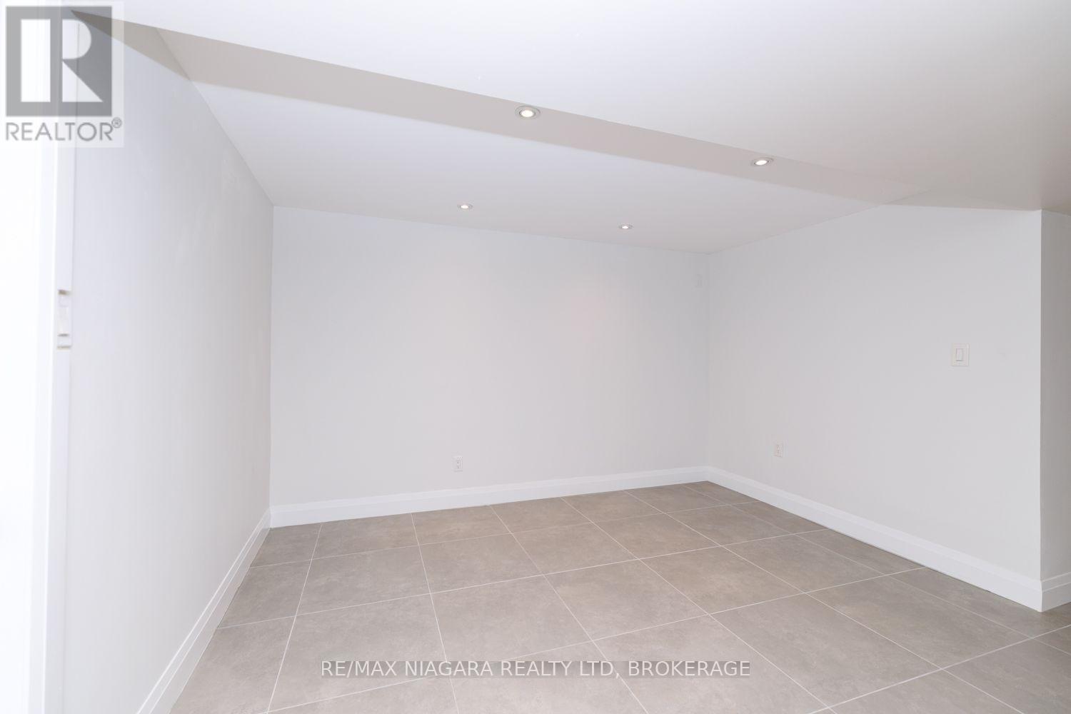 6 Broadmore Avenue, St. Catharines, Ontario  L2M 6A5 - Photo 23 - X14102282