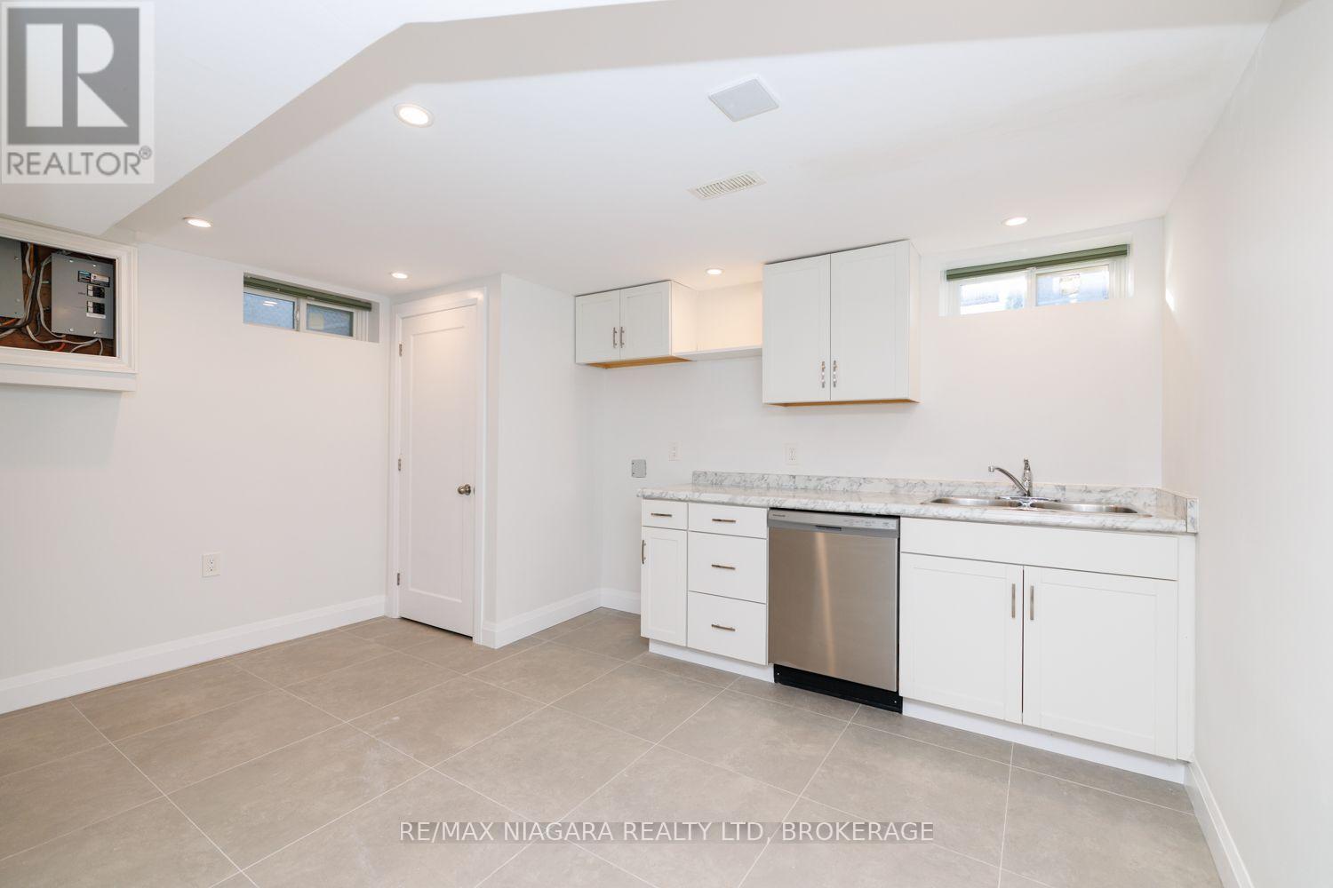 6 Broadmore Avenue, St. Catharines, Ontario  L2M 6A5 - Photo 26 - X14102282