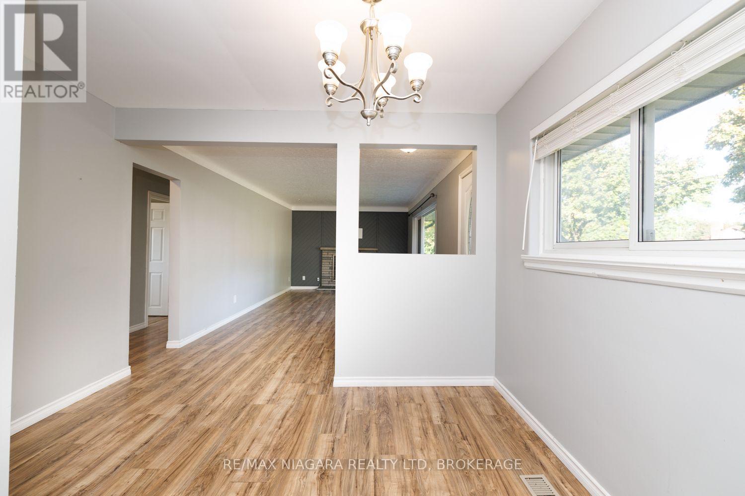 6 Broadmore Avenue, St. Catharines, Ontario  L2M 6A5 - Photo 7 - X14102282