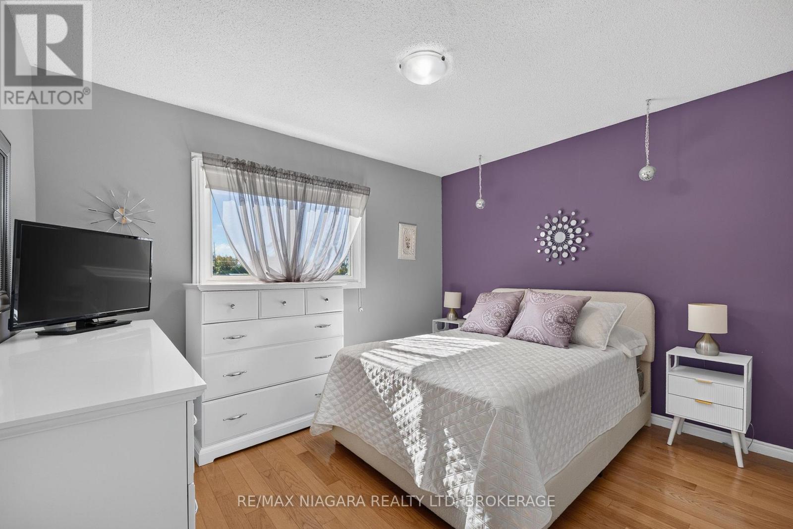 8230 Lexington Court, Niagara Falls, Ontario  L2H 1W4 - Photo 24 - X14102636