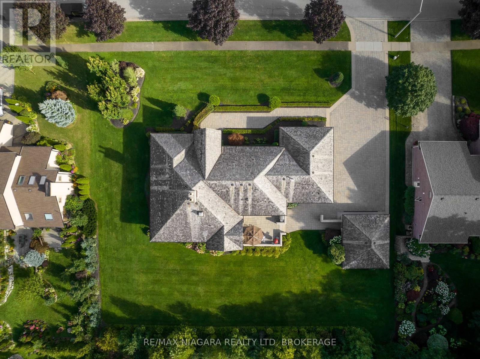 3551 Cardinal Drive, Niagara Falls, Ontario  L2H 2Y1 - Photo 6 - X14102928