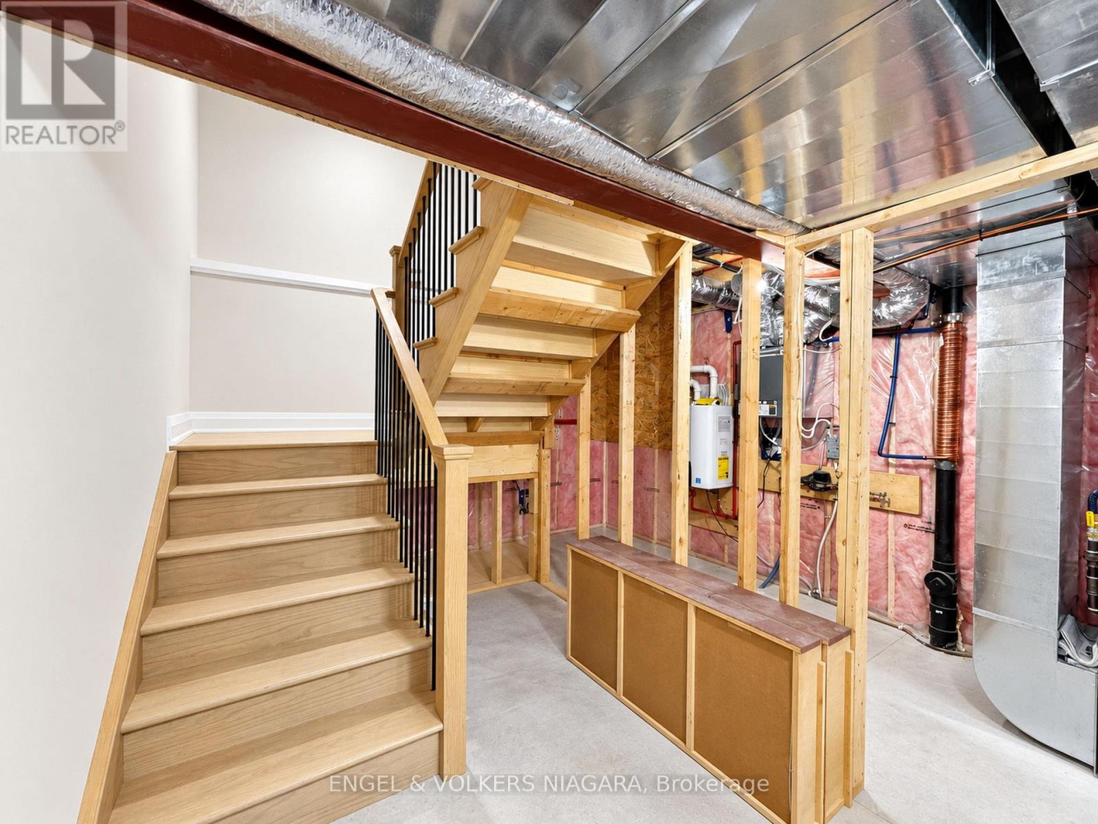 4499 Fourth Avenue, Niagara Falls, Ontario  L2E 4N4 - Photo 47 - X14103172