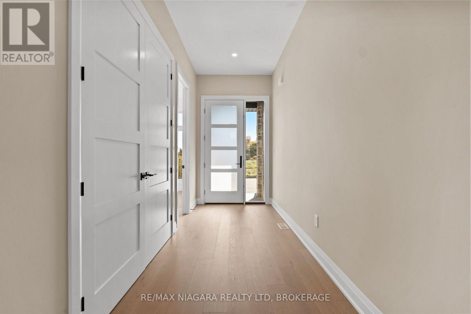 9 Primrose Street, Pelham, Ontario  L3E 0H1 - Photo 2 - X14103792